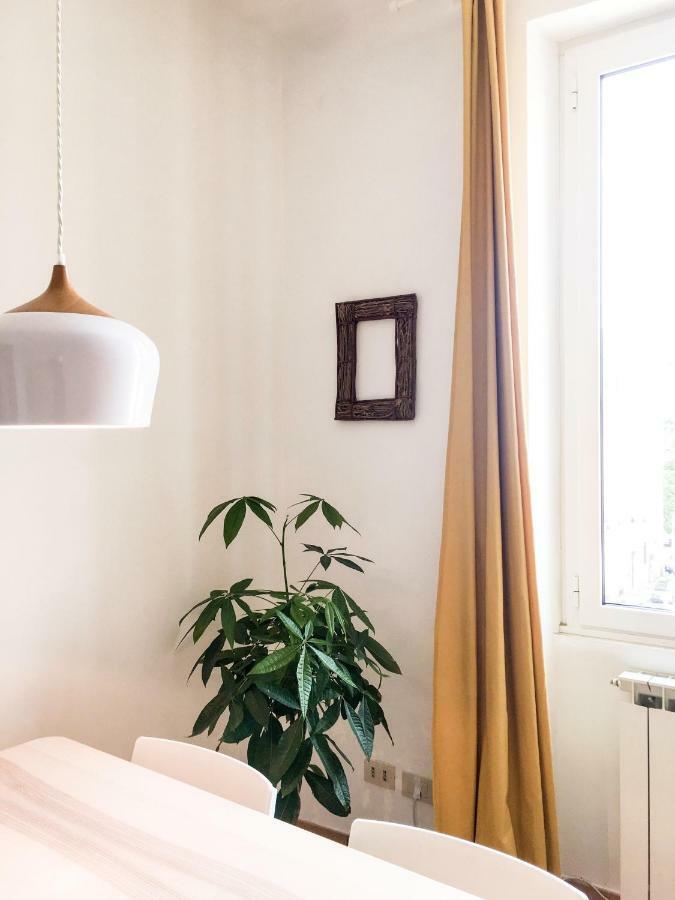 Panoramic Castle Apt Trastevere روما المظهر الخارجي الصورة