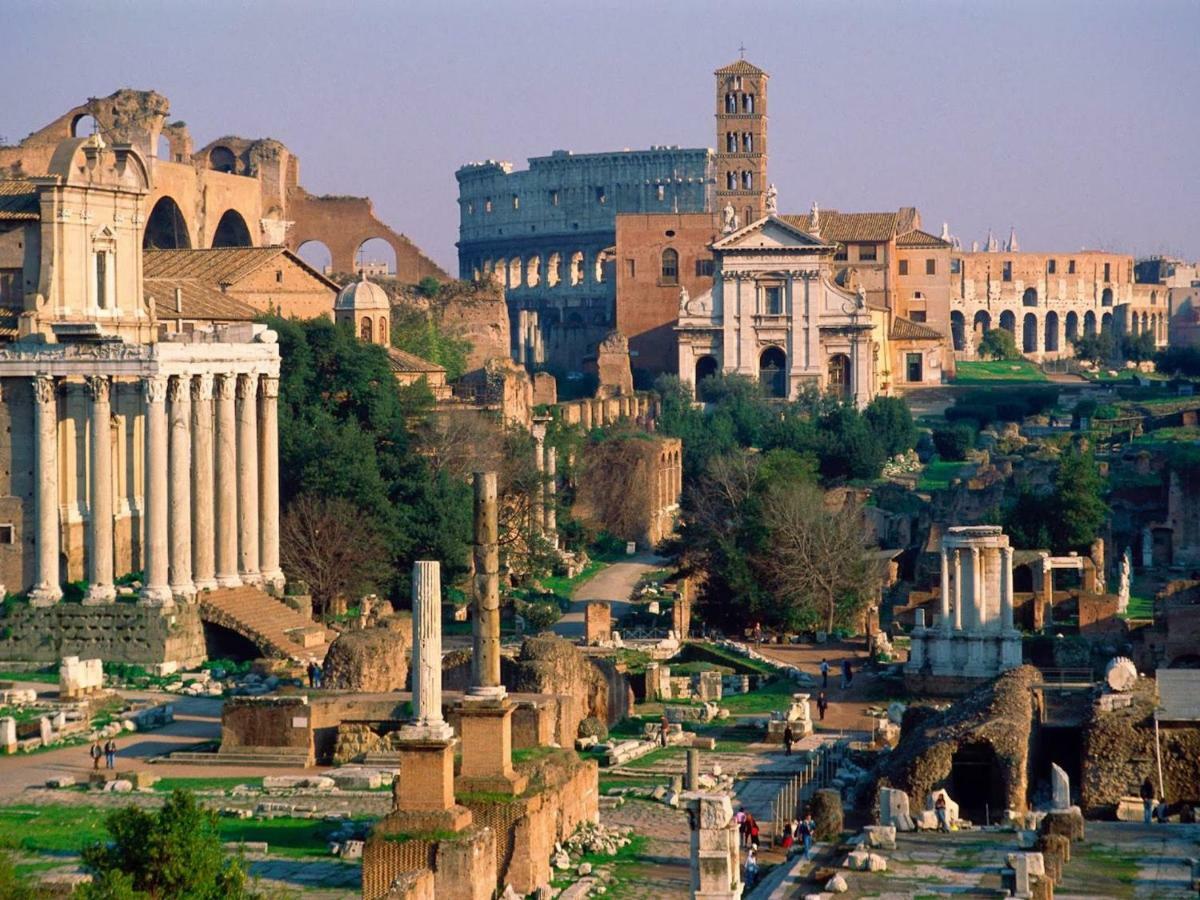 Panoramic Castle Apt Trastevere روما المظهر الخارجي الصورة